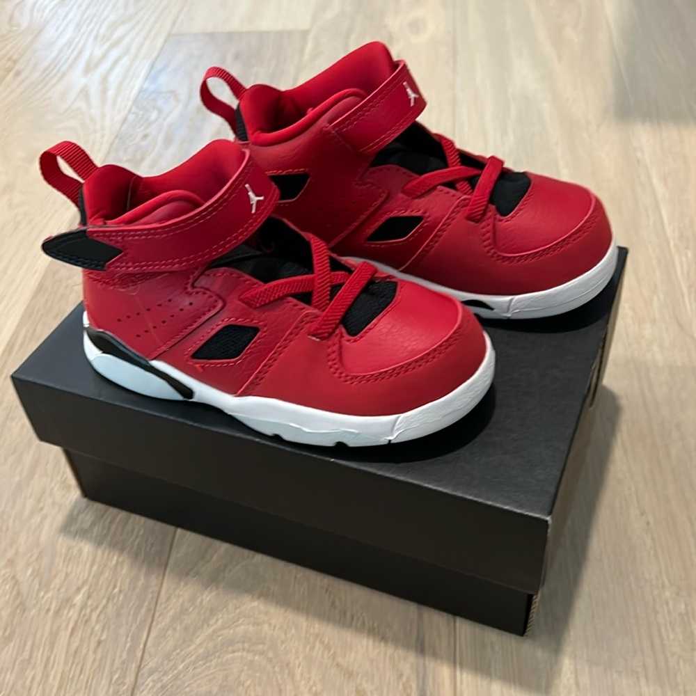New Jordan Fight Club FLTCB ‘91 - kids 8C